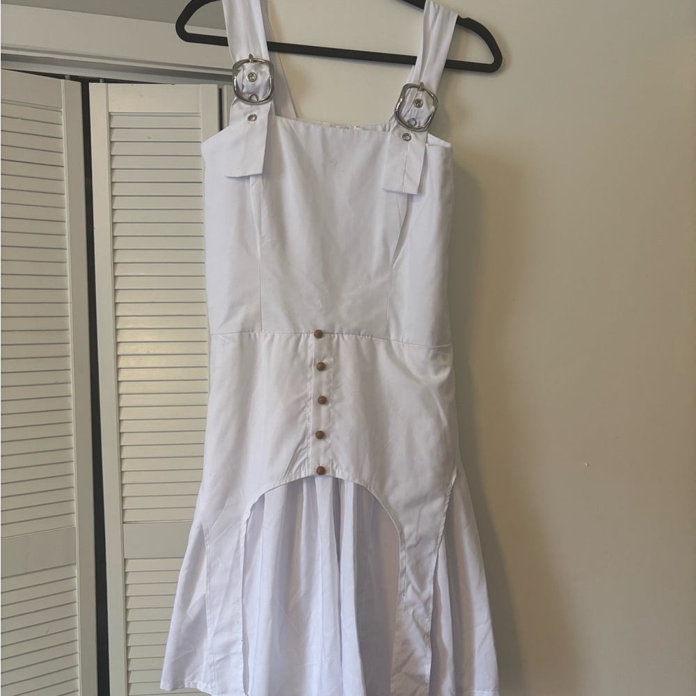 Elegant White Midi Dress
